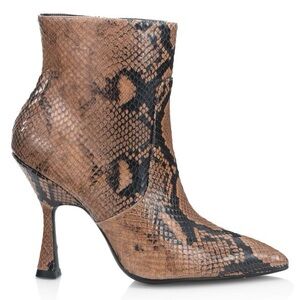 NWT STUART WEITZMAN Melena Snakeskin-Embossed Leather Ankle Boots size 6.5